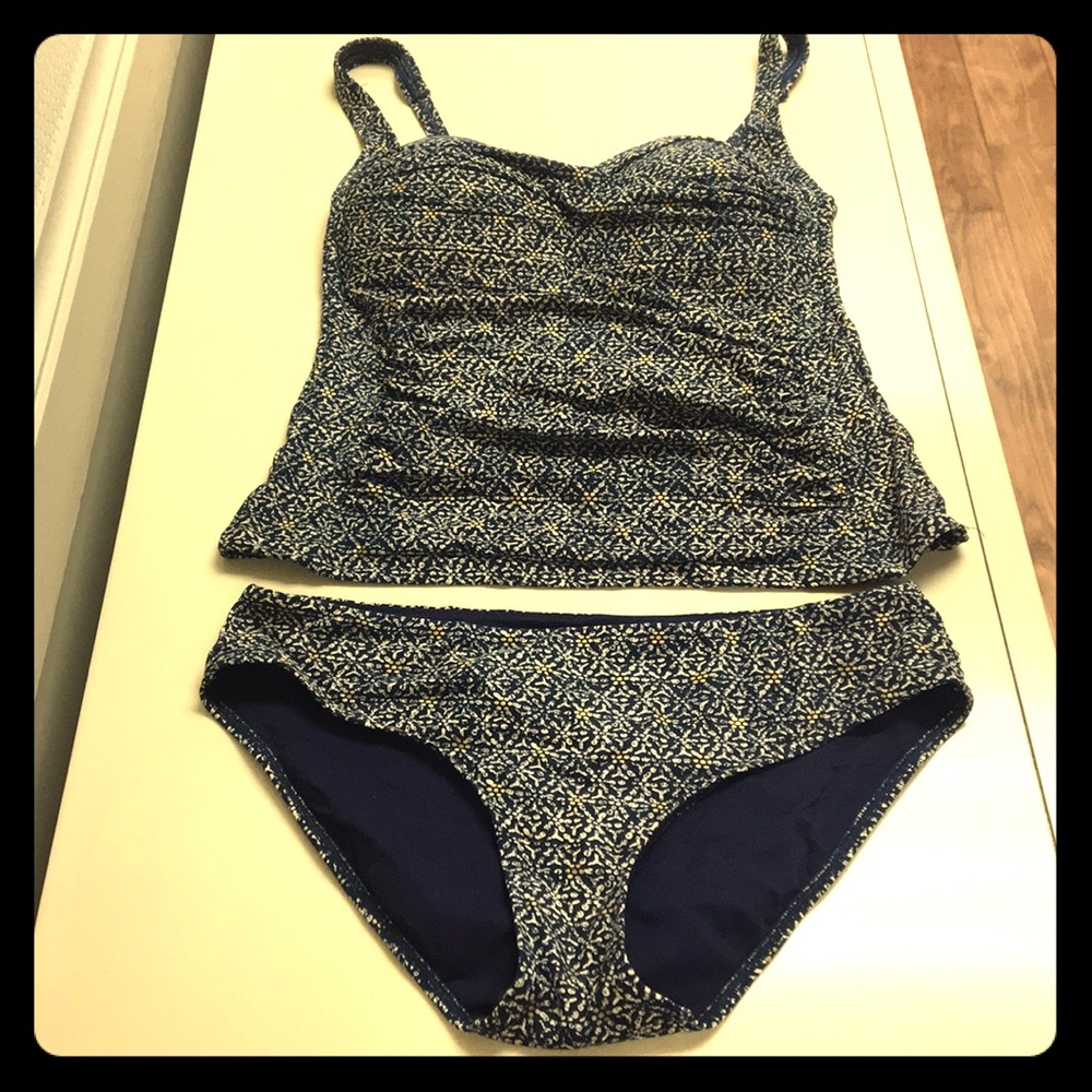 Women’s tankini.  Size 8. Navy, cream, and gold.
